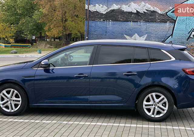 Рено Меган 2017 в Луцке на Automoto.ua Синий Рено Меган, объемом двигателя 1.46 л и пробегом 217 тыс. км за 13200 $, фото 6 на Automoto.ua