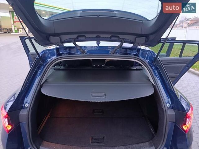 Синій Рено Меган, об'ємом двигуна 1.46 л та пробігом 247 тис. км за 10000 $, фото 58 на Automoto.ua