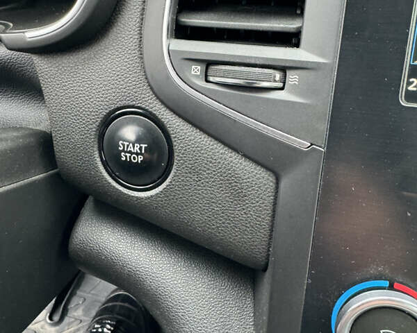 Синій Рено Меган, об'ємом двигуна 1.46 л та пробігом 205 тис. км за 11850 $, фото 38 на Automoto.ua