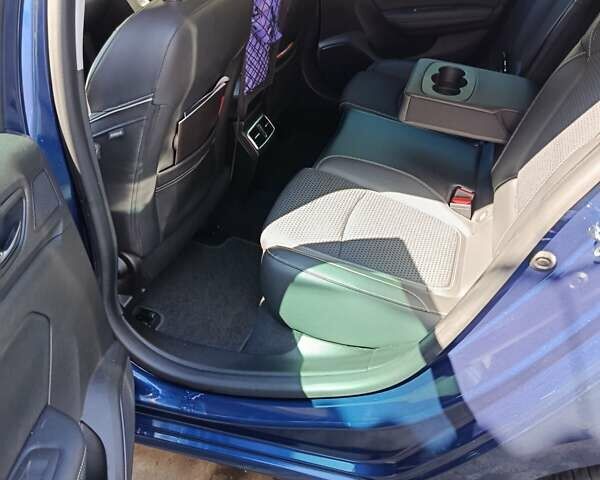 Синій Рено Меган, об'ємом двигуна 1.46 л та пробігом 160 тис. км за 16200 $, фото 11 на Automoto.ua