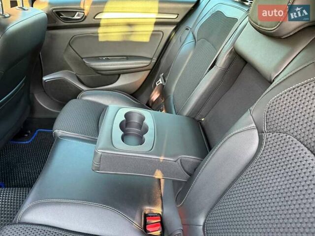 Синій Рено Меган, об'ємом двигуна 1.46 л та пробігом 215 тис. км за 13900 $, фото 9 на Automoto.ua