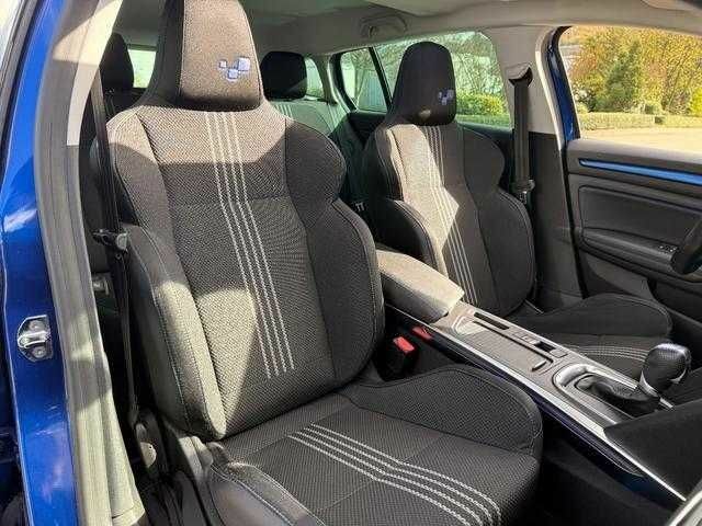 Рено Меган 2018 в Полтаве на Automoto.ua Синий Рено Меган, объемом двигателя 1.6 л и пробегом 64 тыс. км за 11300 $, фото 13 на Automoto.ua