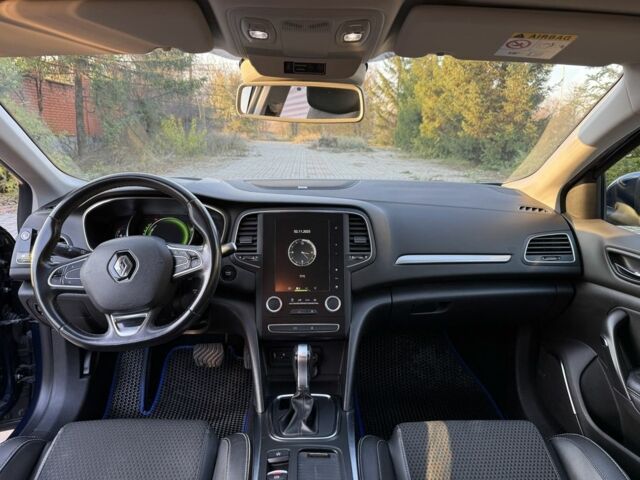 Синій Рено Меган, об'ємом двигуна 1.5 л та пробігом 200 тис. км за 15000 $, фото 18 на Automoto.ua