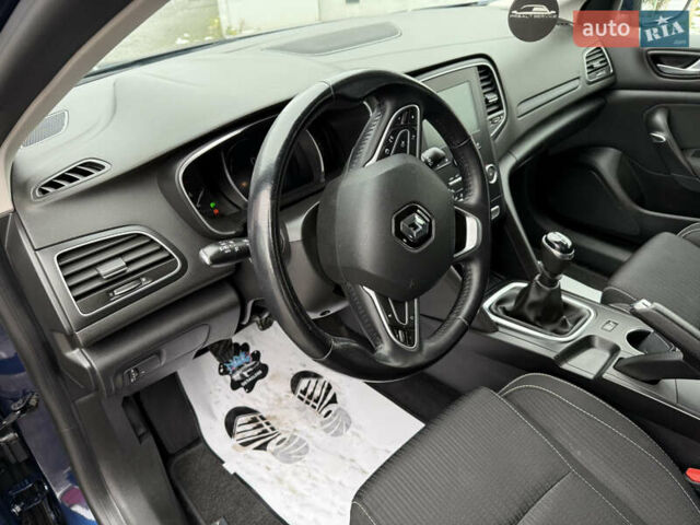 Синий Рено Меган, объемом двигателя 1.5 л и пробегом 226 тыс. км за 13200 $, фото 17 на Automoto.ua