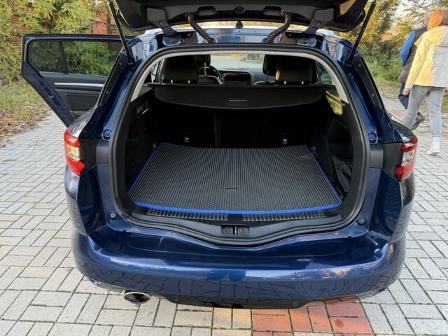 Синій Рено Меган, об'ємом двигуна 1.5 л та пробігом 200 тис. км за 15000 $, фото 16 на Automoto.ua