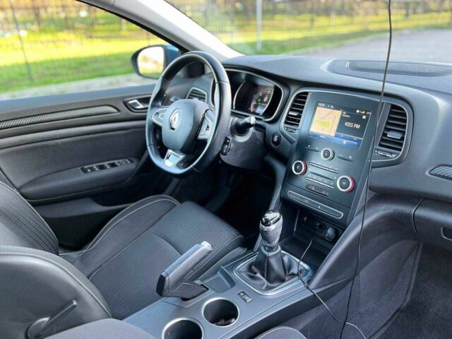 Синий Рено Меган, объемом двигателя 1.5 л и пробегом 159 тыс. км за 14200 $, фото 11 на Automoto.ua