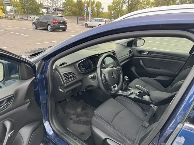 Синій Рено Меган, об'ємом двигуна 1.5 л та пробігом 194 тис. км за 13300 $, фото 7 на Automoto.ua