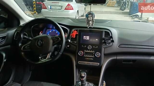 Синий Рено Меган, объемом двигателя 1.46 л и пробегом 206 тыс. км за 14500 $, фото 5 на Automoto.ua