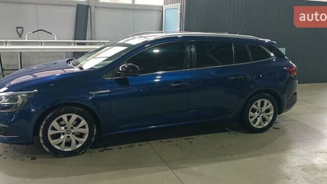 Синий Рено Меган, объемом двигателя 1.46 л и пробегом 206 тыс. км за 14500 $, фото 14 на Automoto.ua