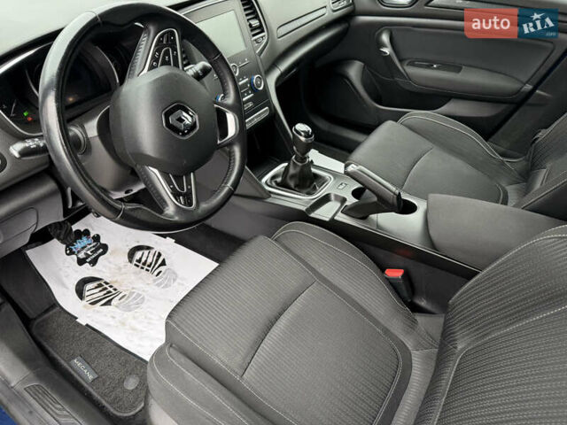 Синий Рено Меган, объемом двигателя 1.5 л и пробегом 226 тыс. км за 13200 $, фото 16 на Automoto.ua