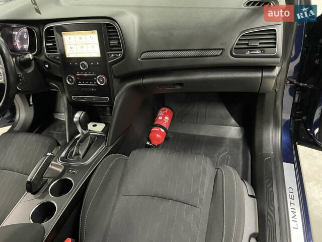 Синій Рено Меган, об'ємом двигуна 1.46 л та пробігом 249 тис. км за 12990 $, фото 75 на Automoto.ua