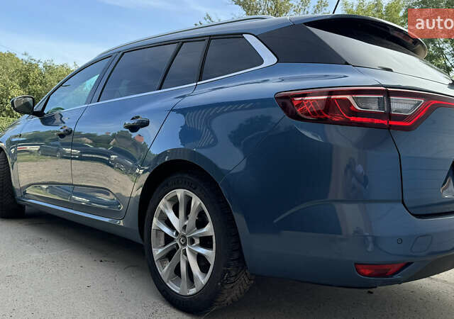 Синий Рено Меган, объемом двигателя 1.46 л и пробегом 178 тыс. км за 11900 $, фото 1 на Automoto.ua