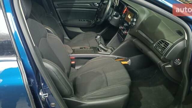 Синий Рено Меган, объемом двигателя 1.46 л и пробегом 206 тыс. км за 14500 $, фото 7 на Automoto.ua