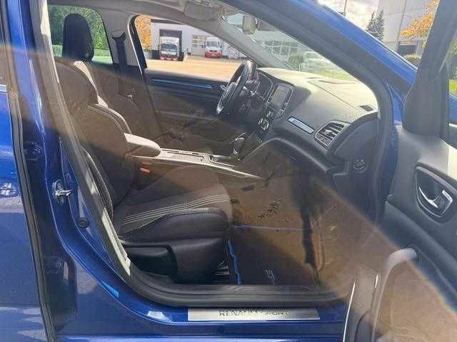 Рено Меган 2018 в Полтаве на Automoto.ua Синий Рено Меган, объемом двигателя 1.6 л и пробегом 64 тыс. км за 11300 $, фото 11 на Automoto.ua