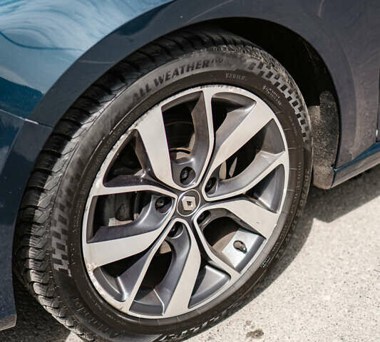 Синій Рено Меган, об'ємом двигуна 1.2 л та пробігом 124 тис. км за 11300 $, фото 18 на Automoto.ua