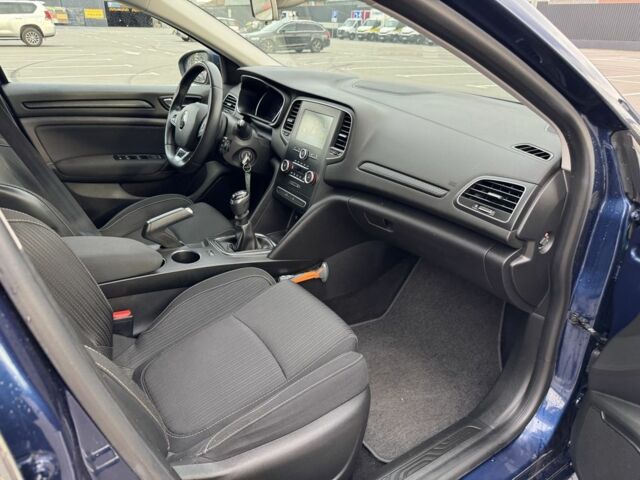 Синій Рено Меган, об'ємом двигуна 1.5 л та пробігом 194 тис. км за 13300 $, фото 15 на Automoto.ua