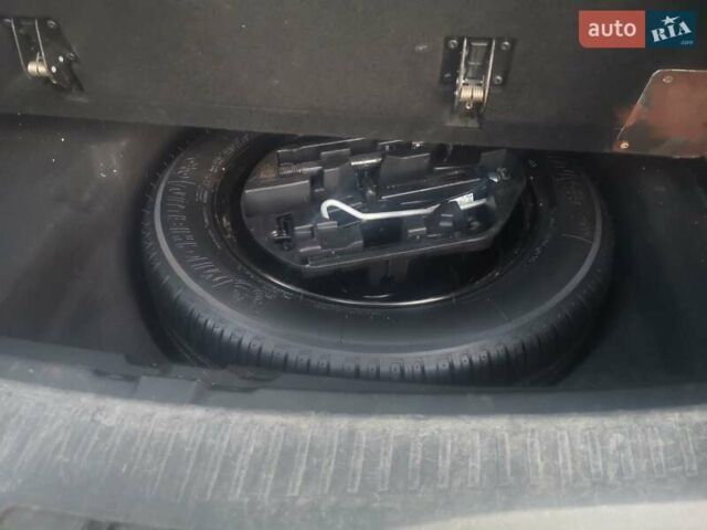 Синий Рено Меган, объемом двигателя 1.46 л и пробегом 165 тыс. км за 12000 $, фото 2 на Automoto.ua