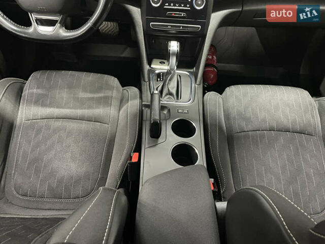 Синій Рено Меган, об'ємом двигуна 1.46 л та пробігом 249 тис. км за 12990 $, фото 52 на Automoto.ua