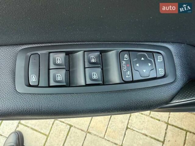 Синій Рено Меган, об'ємом двигуна 1.46 л та пробігом 215 тис. км за 13900 $, фото 7 на Automoto.ua