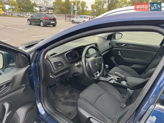 Синий Рено Меган, объемом двигателя 1.5 л и пробегом 195 тыс. км за 12800 $, фото 15 на Automoto.ua