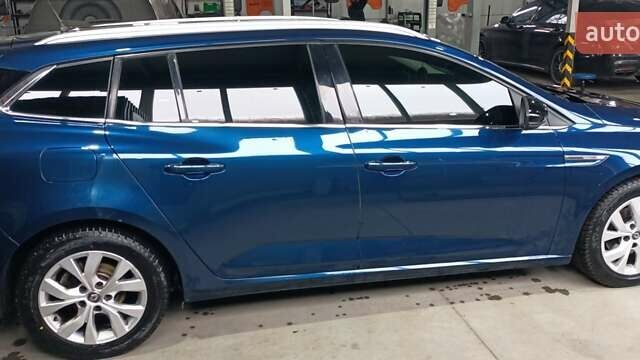 Синий Рено Меган, объемом двигателя 1.46 л и пробегом 206 тыс. км за 14500 $, фото 10 на Automoto.ua