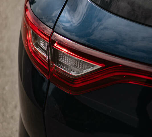 Синій Рено Меган, об'ємом двигуна 1.2 л та пробігом 124 тис. км за 11300 $, фото 23 на Automoto.ua