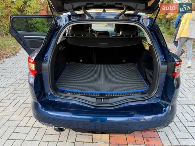 Синій Рено Меган, об'ємом двигуна 1.46 л та пробігом 215 тис. км за 13900 $, фото 1 на Automoto.ua