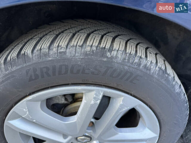 Синій Рено Меган, об'ємом двигуна 1.5 л та пробігом 201 тис. км за 13200 $, фото 34 на Automoto.ua