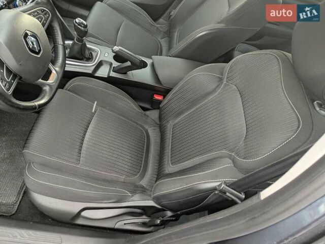 Синий Рено Меган, объемом двигателя 1.46 л и пробегом 200 тыс. км за 12950 $, фото 22 на Automoto.ua