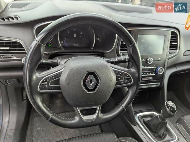 Синий Рено Меган, объемом двигателя 1.46 л и пробегом 200 тыс. км за 12950 $, фото 25 на Automoto.ua