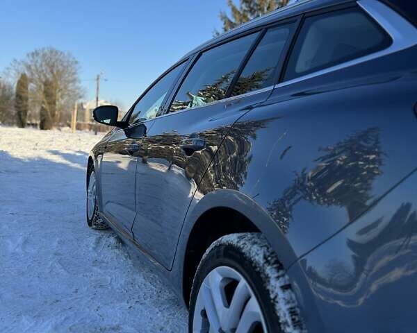 Синий Рено Меган, объемом двигателя 1.46 л и пробегом 200 тыс. км за 11800 $, фото 16 на Automoto.ua