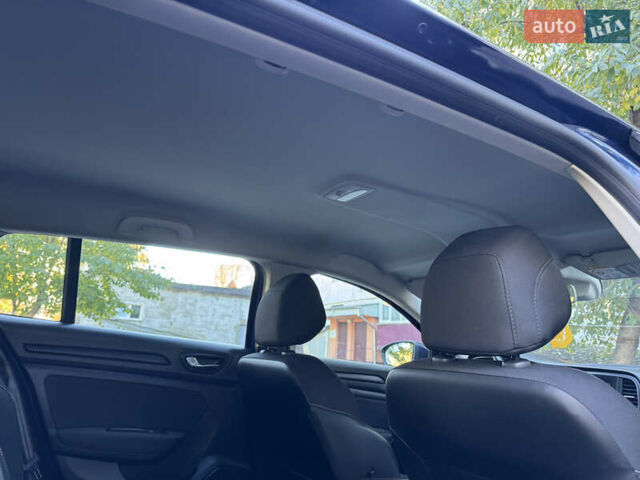 Синий Рено Меган, объемом двигателя 1.5 л и пробегом 201 тыс. км за 13200 $, фото 24 на Automoto.ua