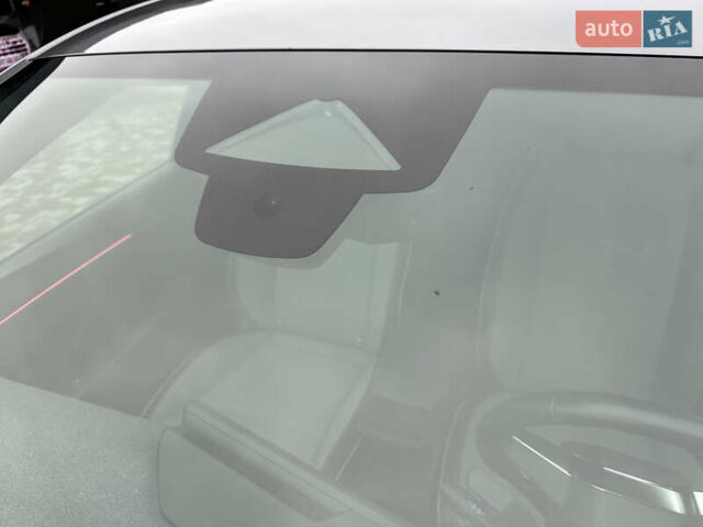 Синій Рено Меган, об'ємом двигуна 0 л та пробігом 60 тис. км за 18250 $, фото 24 на Automoto.ua