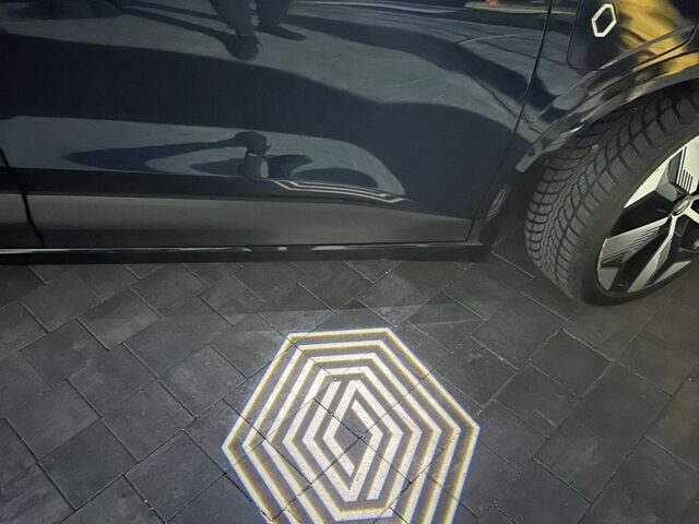 Синий Рено Меган, объемом двигателя 0 л и пробегом 193 тыс. км за 19500 $, фото 17 на Automoto.ua