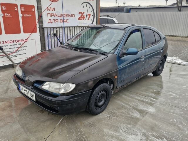 Зеленый Рено Меган, объемом двигателя 1.6 л и пробегом 321 тыс. км за 700 $, фото 1 на Automoto.ua