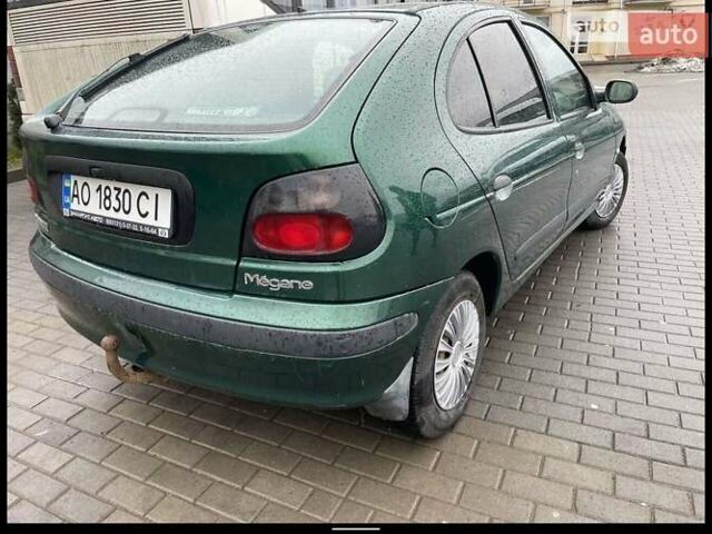 Зеленый Рено Меган, объемом двигателя 1.6 л и пробегом 170 тыс. км за 1400 $, фото 6 на Automoto.ua