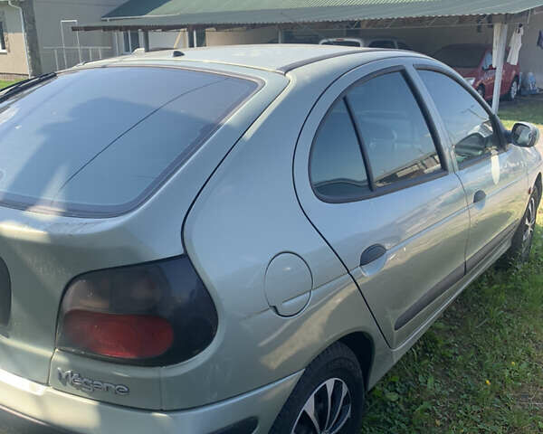 Зеленый Рено Меган, объемом двигателя 1.6 л и пробегом 120 тыс. км за 2700 $, фото 4 на Automoto.ua