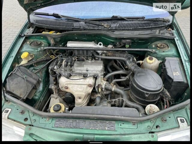 Зелений Рено Меган, об'ємом двигуна 1.6 л та пробігом 170 тис. км за 1400 $, фото 4 на Automoto.ua