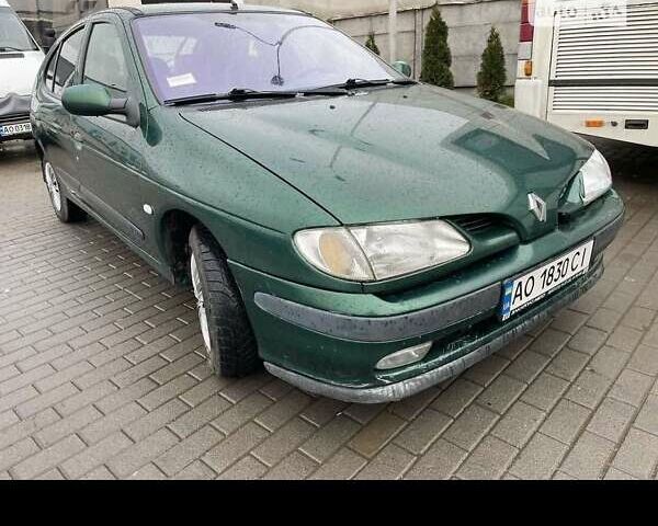 Зеленый Рено Меган, объемом двигателя 1.6 л и пробегом 170 тыс. км за 1400 $, фото 1 на Automoto.ua