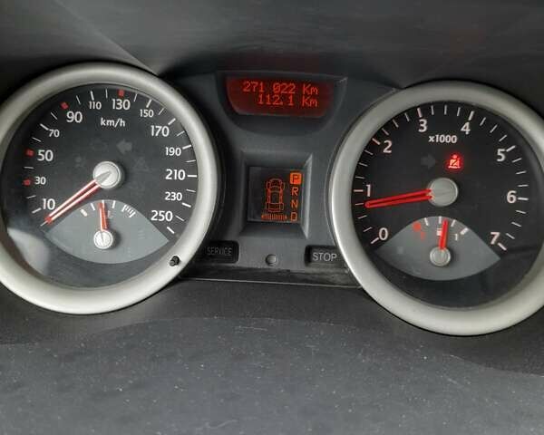 Зеленый Рено Меган, объемом двигателя 1.6 л и пробегом 280 тыс. км за 4500 $, фото 4 на Automoto.ua