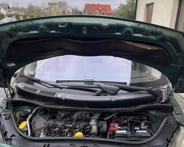 Зеленый Рено Меган, объемом двигателя 1.9 л и пробегом 267 тыс. км за 3850 $, фото 39 на Automoto.ua