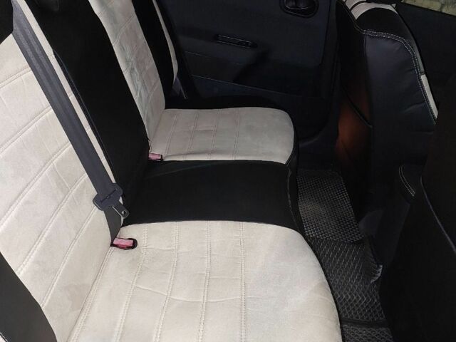 Зеленый Рено Меган, объемом двигателя 1.6 л и пробегом 267 тыс. км за 3800 $, фото 4 на Automoto.ua