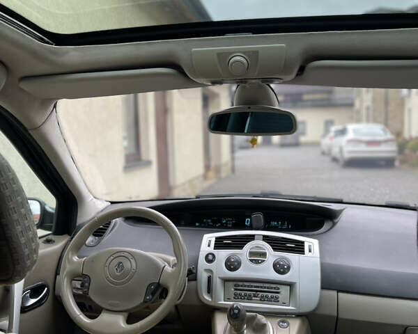 Зеленый Рено Меган, объемом двигателя 1.9 л и пробегом 267 тыс. км за 3850 $, фото 1 на Automoto.ua