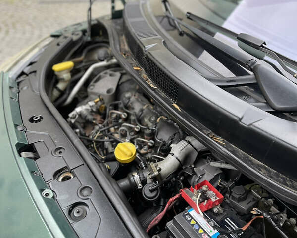 Зеленый Рено Меган, объемом двигателя 1.9 л и пробегом 267 тыс. км за 3850 $, фото 40 на Automoto.ua