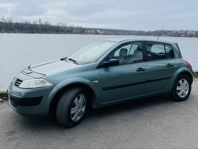 Зеленый Рено Меган, объемом двигателя 1.6 л и пробегом 280 тыс. км за 3800 $, фото 1 на Automoto.ua
