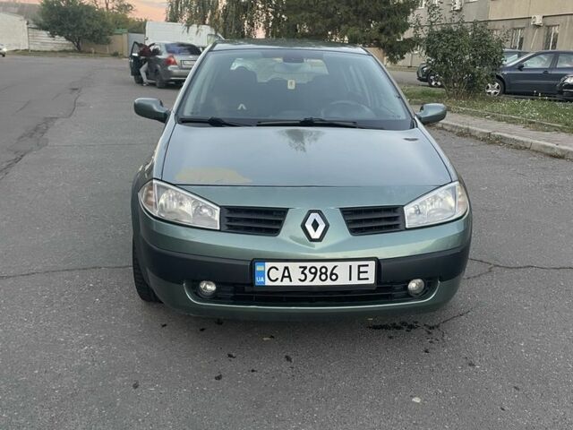 Зеленый Рено Меган, объемом двигателя 1.5 л и пробегом 238 тыс. км за 3700 $, фото 5 на Automoto.ua