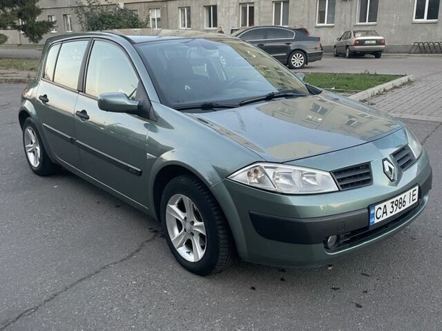 Зеленый Рено Меган, объемом двигателя 1.5 л и пробегом 238 тыс. км за 3700 $, фото 1 на Automoto.ua