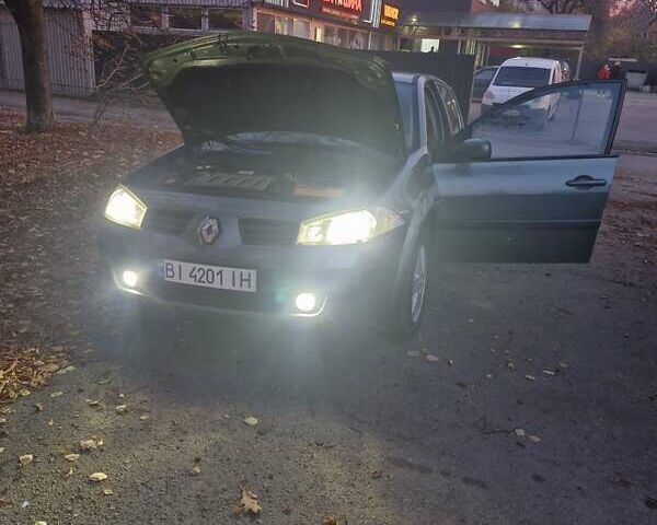 Зелений Рено Меган, об'ємом двигуна 2 л та пробігом 185 тис. км за 5000 $, фото 6 на Automoto.ua