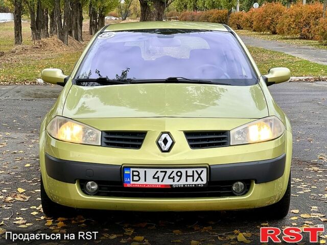 Зелений Рено Меган, об'ємом двигуна 1.6 л та пробігом 300 тис. км за 3750 $, фото 1 на Automoto.ua