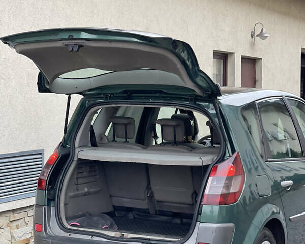 Зеленый Рено Меган, объемом двигателя 1.9 л и пробегом 267 тыс. км за 3850 $, фото 16 на Automoto.ua